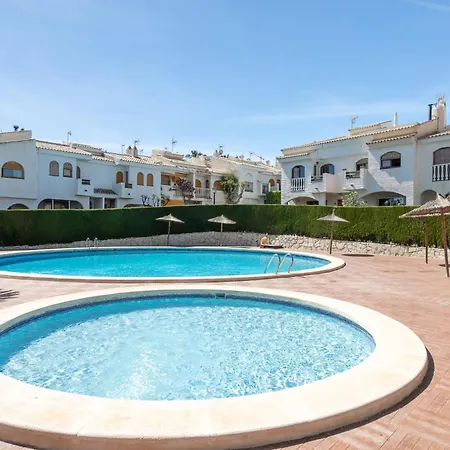 別荘 Casa En La Playa Con Piscinas E *