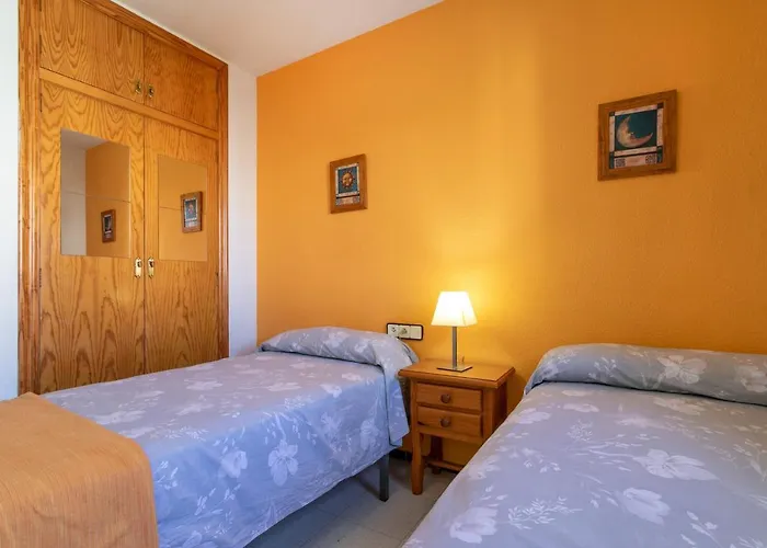 Casa En La Playa Con Piscinas E Puerto Marino