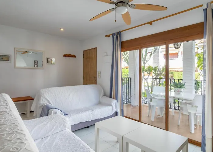 펜션 Casa En La Playa Con Piscinas E *